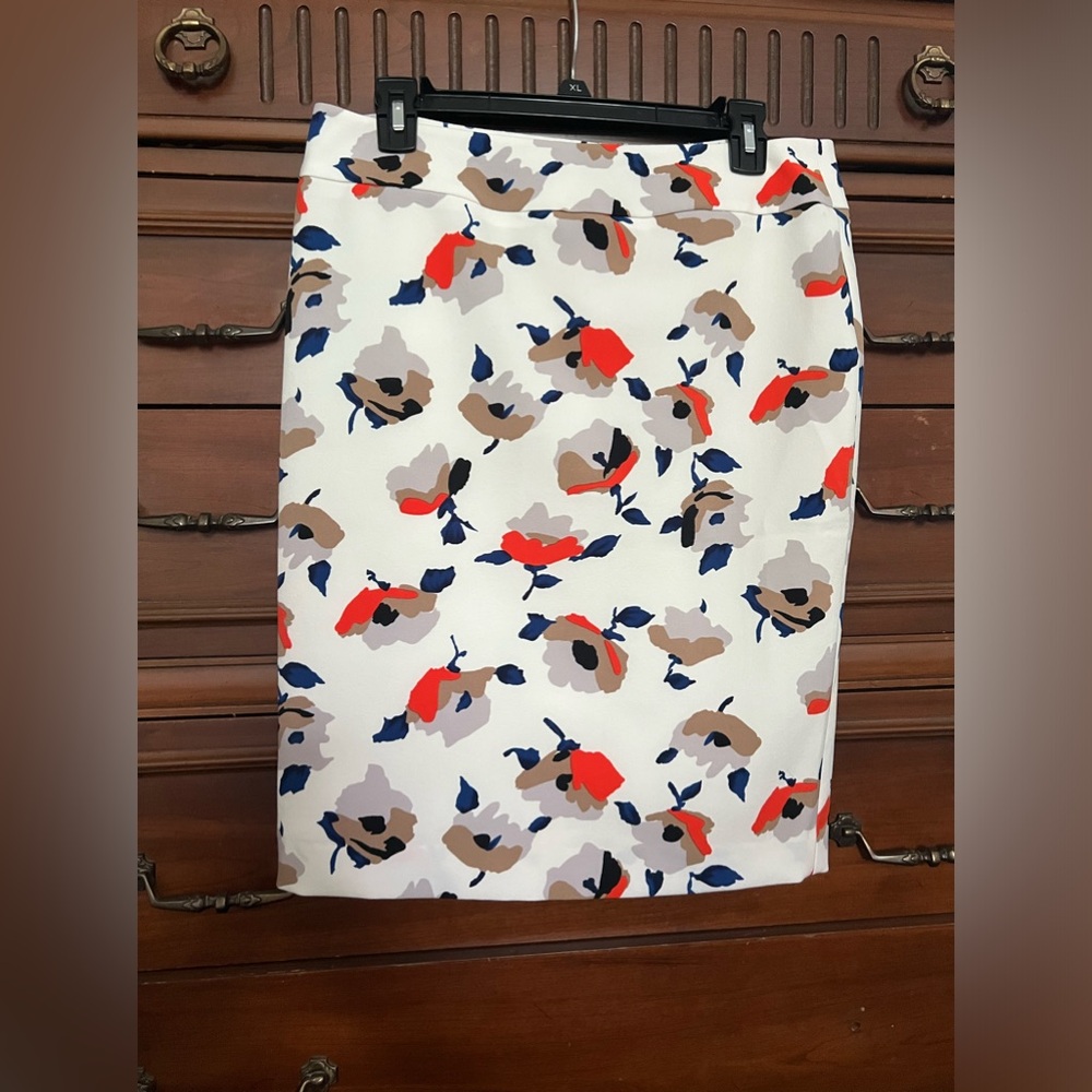 Nine West Floral Watercolor Skirt